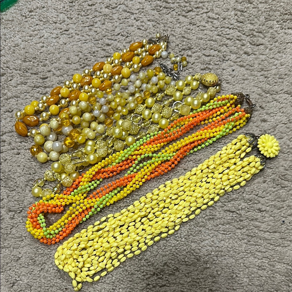 Vintage Beaded Necklace Set in Yellow and Orange
